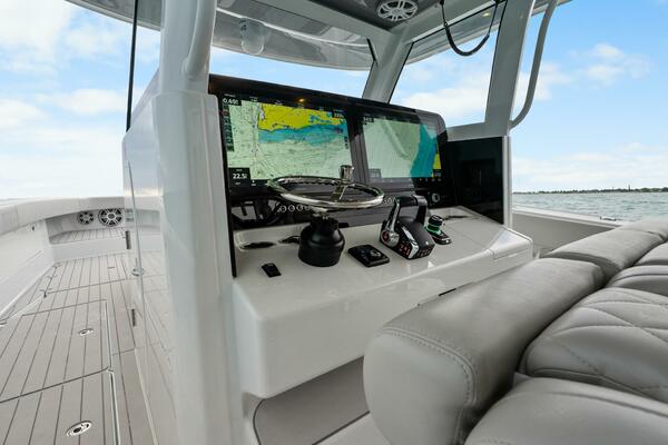 47ft Freeman Yacht For Sale