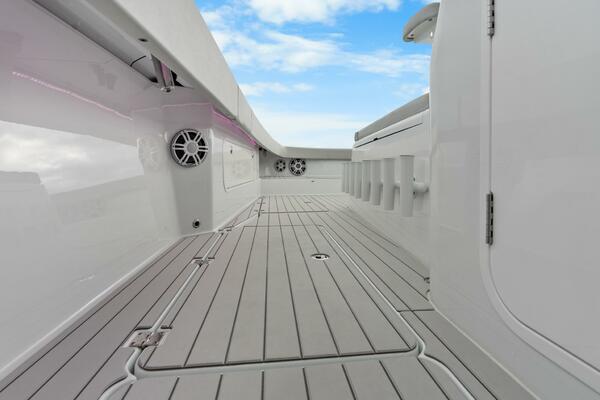 47ft Freeman Yacht For Sale