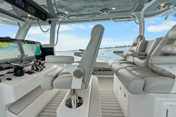 47ft Freeman Yacht For Sale