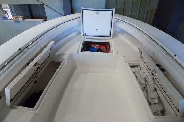 Regulator 34SS Yacht For Sale