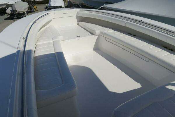 Regulator 34SS Yacht For Sale
