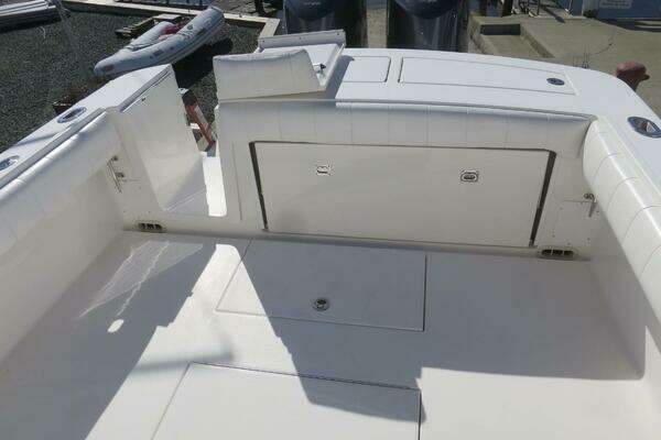 Regulator 34SS Yacht For Sale