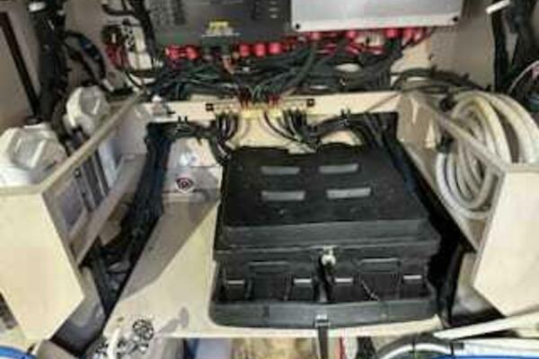 BABYLON 51ft Sea Ray Yacht For Sale