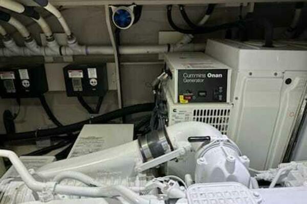 BABYLON 51ft Sea Ray Yacht For Sale