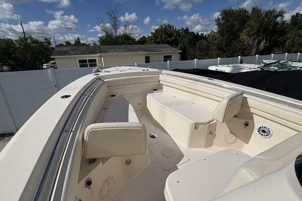 31ft Grady White Yacht For Sale