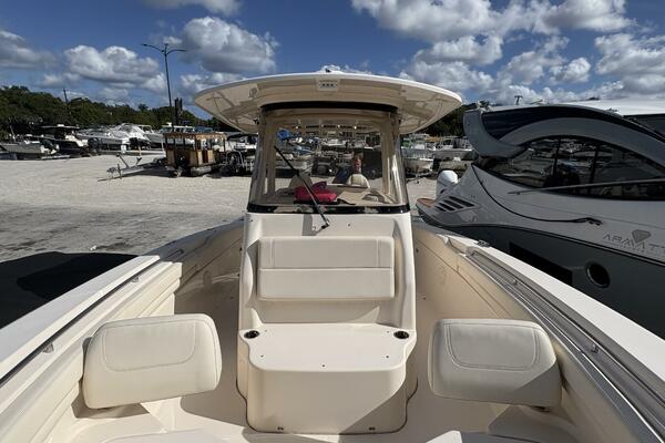 31ft Grady White Yacht For Sale