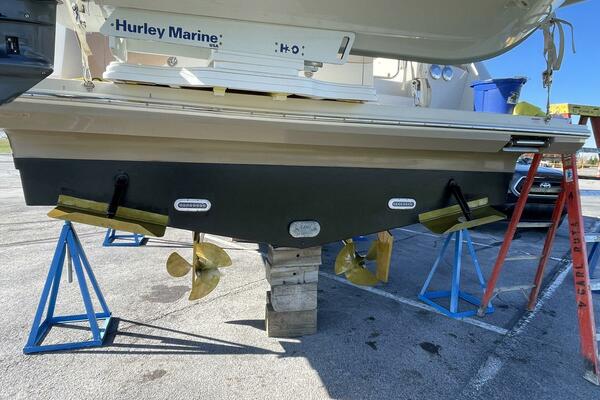 Long Gone 34ft Carver Yacht For Sale