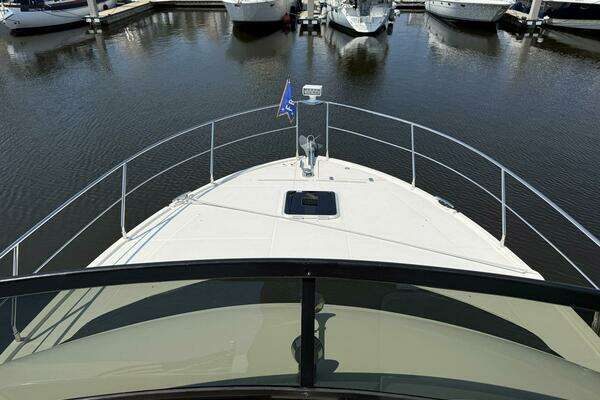 Carver C-34 Command Bridge Yacht For Sale