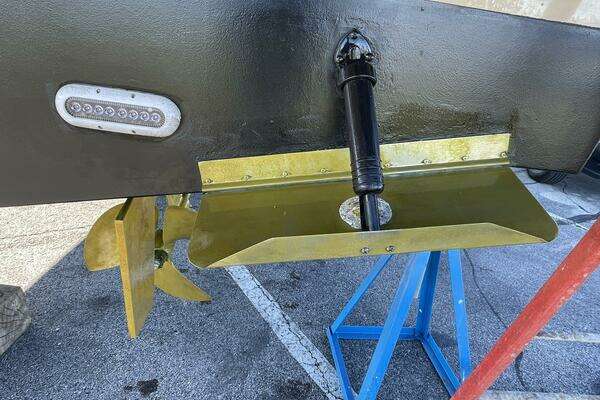 Carver C-34 Command Bridge Yacht For Sale