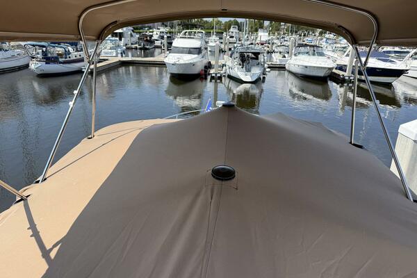 Long Gone 34ft Carver Yacht For Sale
