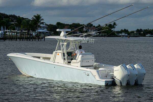 SeaVee 340Z Yacht For Sale