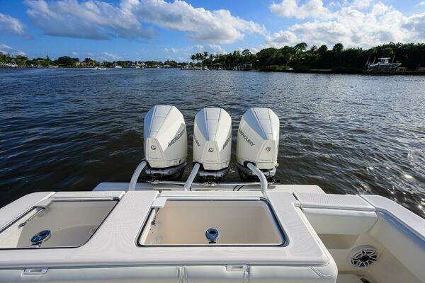 SeaVee 340Z Yacht For Sale