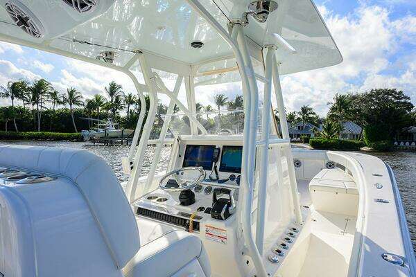 SeaVee 340Z Yacht For Sale