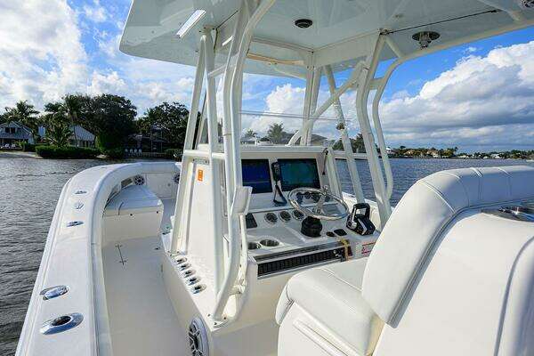 SeaVee 340Z Yacht For Sale