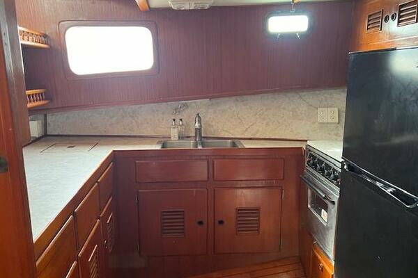 44' Marine Trader Galley Port