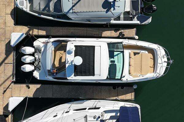 2023 Sea Ray 32