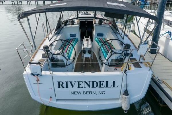Rivendell 34ft Jeanneau Yacht For Sale
