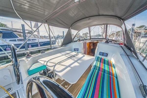 Rivendell 34ft Jeanneau Yacht For Sale