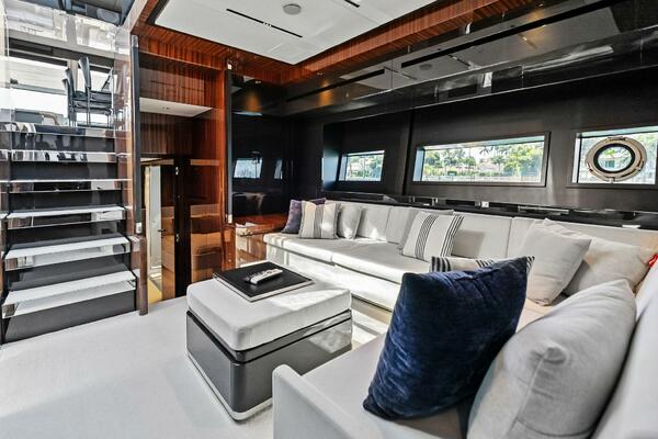 Dreaming 76ft Riva Yacht For Sale
