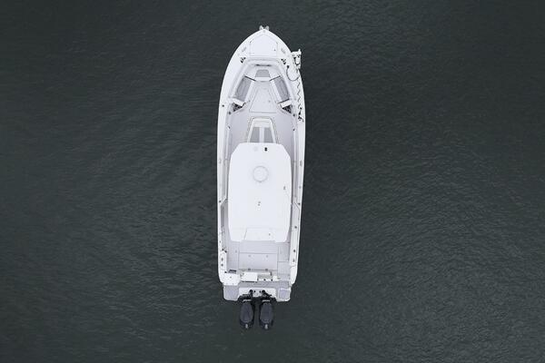 Blackfin 332 CC - Aerial