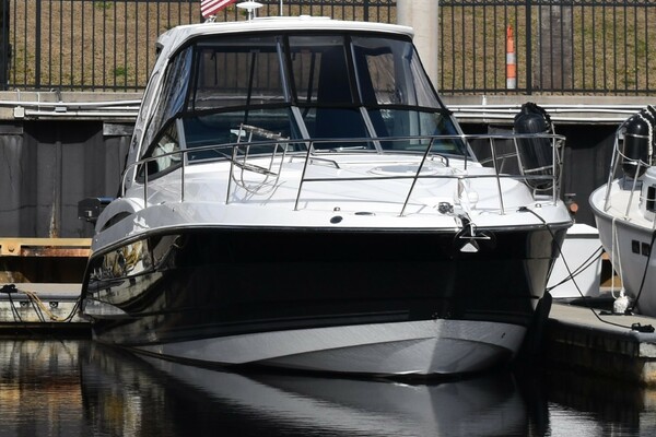 Dauntless 35ft Monterey Yacht For Sale
