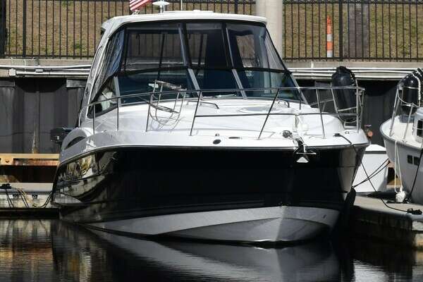 Dauntless 35ft Monterey Yacht For Sale
