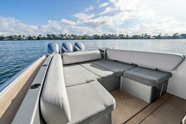 Wajer Center Console Yacht For Sale