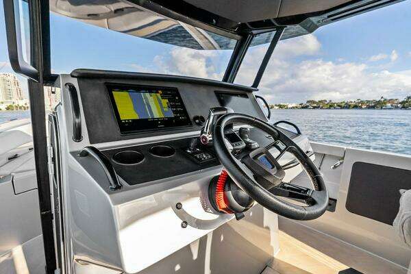 Wajer Center Console Yacht For Sale