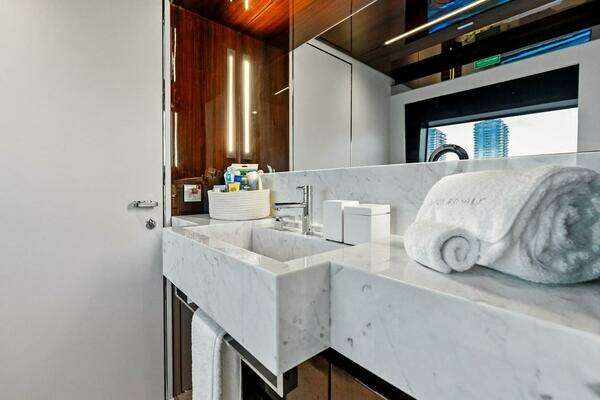 Riva Dolcevita Yacht For Sale