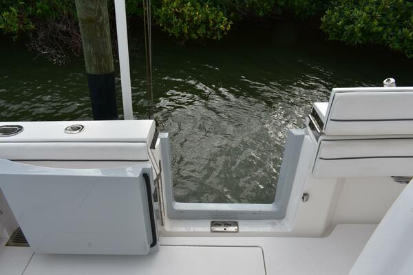 LOW KEY 33ft Valhalla Boatworks Yacht For Sale