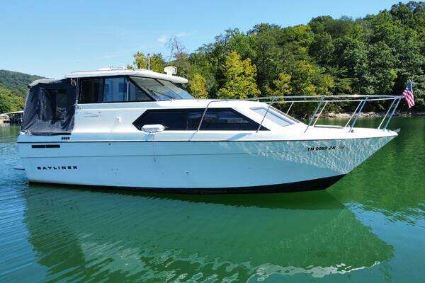 Photo of the 1997 Bayliner 2859 Ciera Express