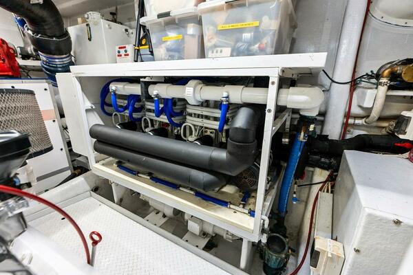 Bravo Zulu 92ft Westship Yacht For Sale