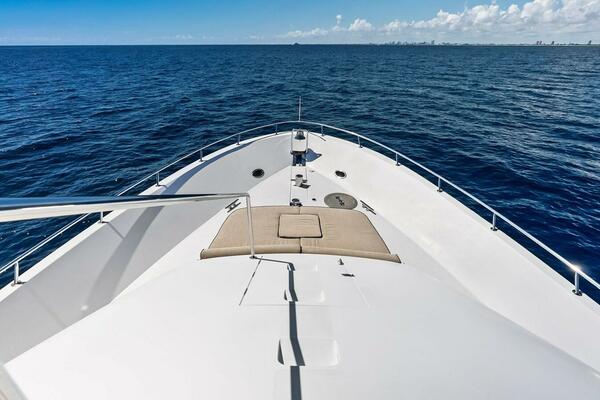 Bravo Zulu 92ft Westship Yacht For Sale