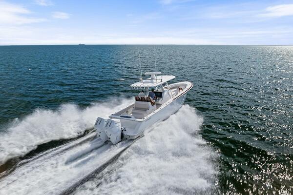 Valhalla Boatworks V 33 (13)