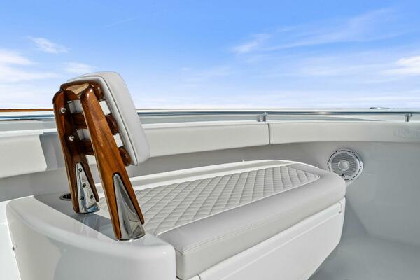 Valhalla Boatworks V 33 (52)