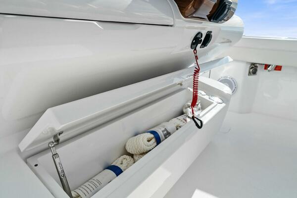 Valhalla Boatworks V 33 (45)