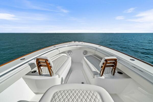 Valhalla Boatworks V 33 (50)