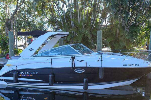 29ft Monterey Yacht For Sale