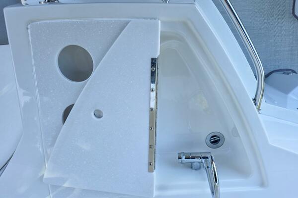 29ft Monterey Yacht For Sale