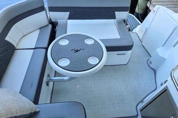 29ft Monterey Yacht For Sale