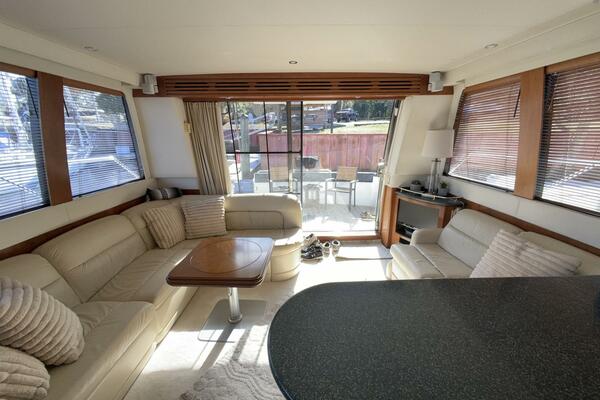 Isla Swintono 53ft Carver Yacht For Sale