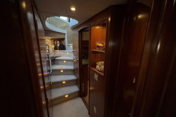 Isla Swintono 53ft Carver Yacht For Sale
