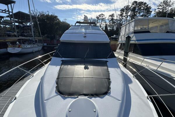 Isla Swintono 53ft Carver Yacht For Sale