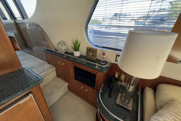 Isla Swintono 53ft Carver Yacht For Sale