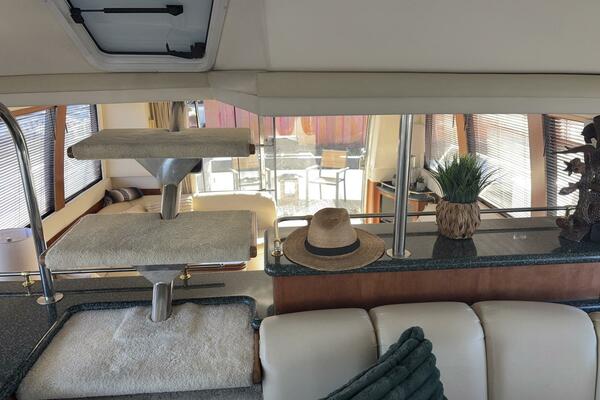 Isla Swintono 53ft Carver Yacht For Sale