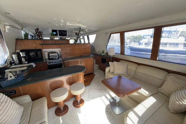 Isla Swintono 53ft Carver Yacht For Sale