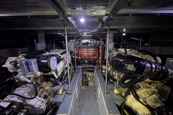 Isla Swintono 53ft Carver Yacht For Sale