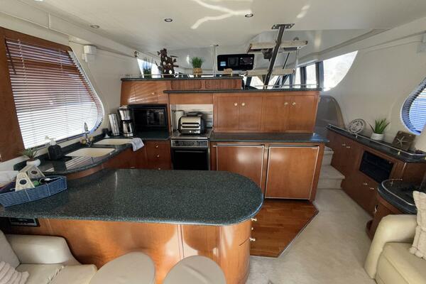 Isla Swintono 53ft Carver Yacht For Sale