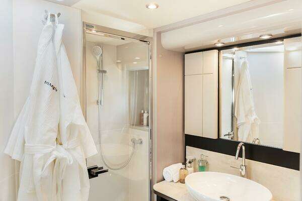 Absolute 58 Fly Yacht For Sale