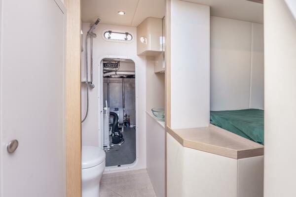 Triangle 58ft Absolute Yacht For Sale